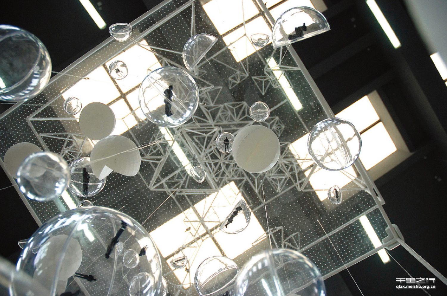 世界&middot;三角,世界&middot;方,世界&middot;圆