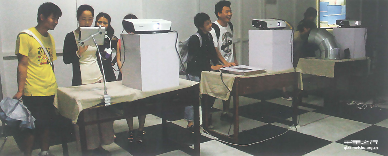 《城市&middot;三部曲》--《喜&middot;建》、《怒&middot;拆》、《哀&middot;迁》