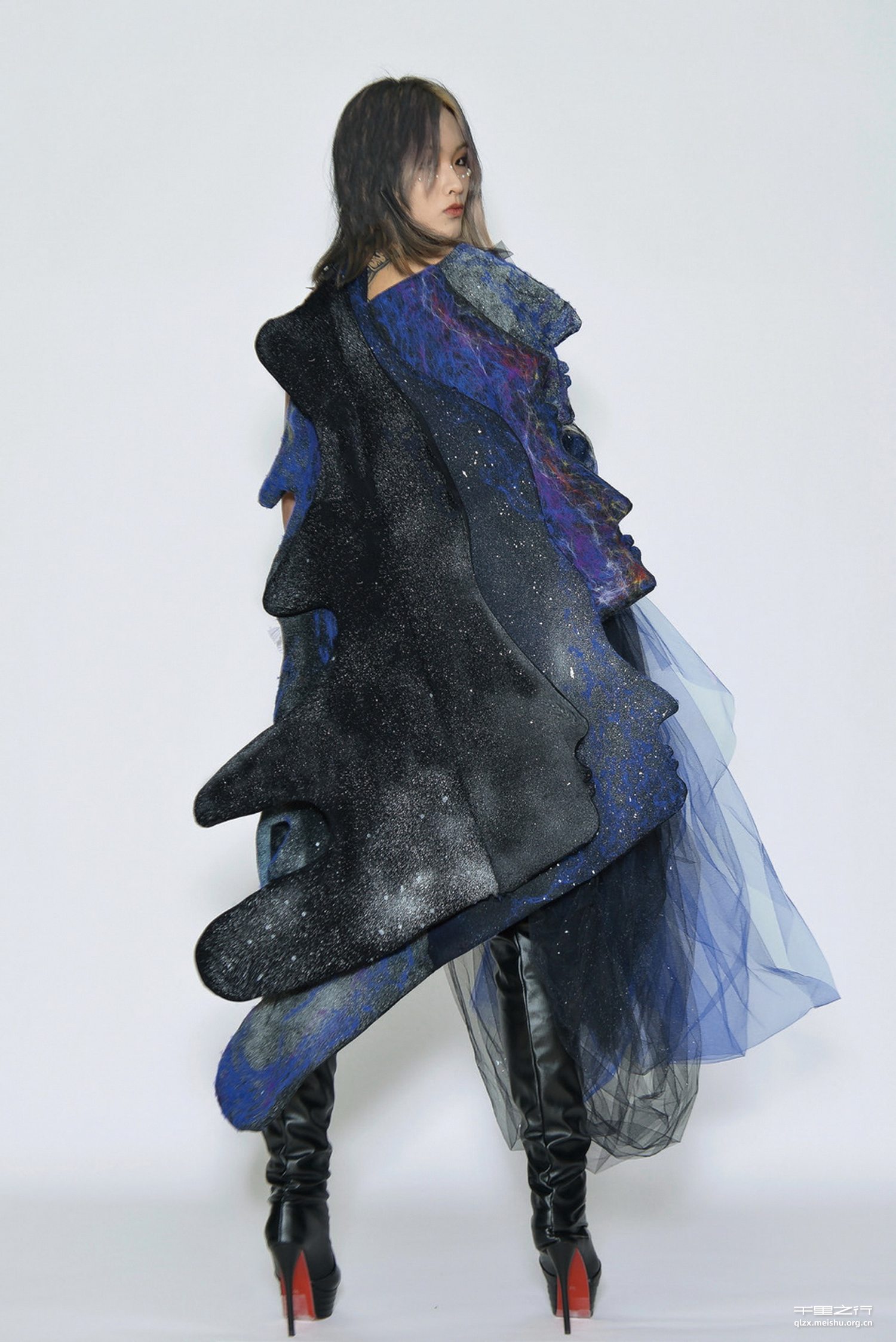 顔&ldquo;千人一面，一人千面&rdquo;