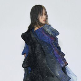 顔&ldquo;千人一面，一人千面&rdquo;