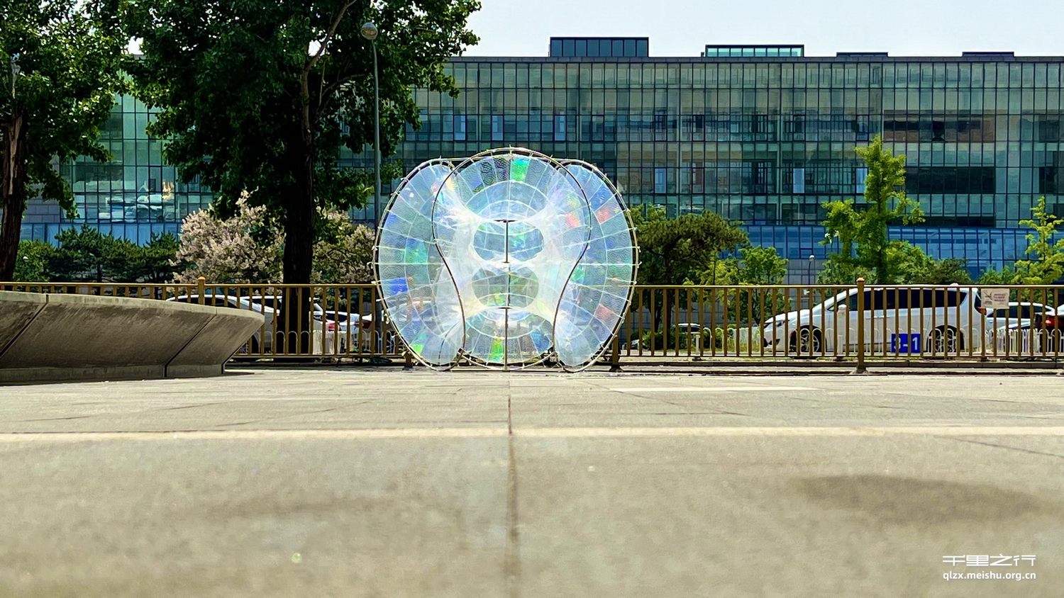 《基于设计形态学的光与色的研究与应用》