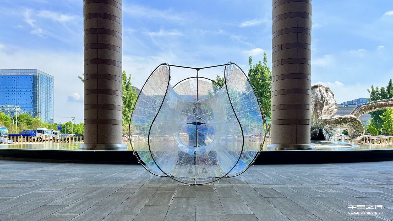 《基于设计形态学的光与色的研究与应用》