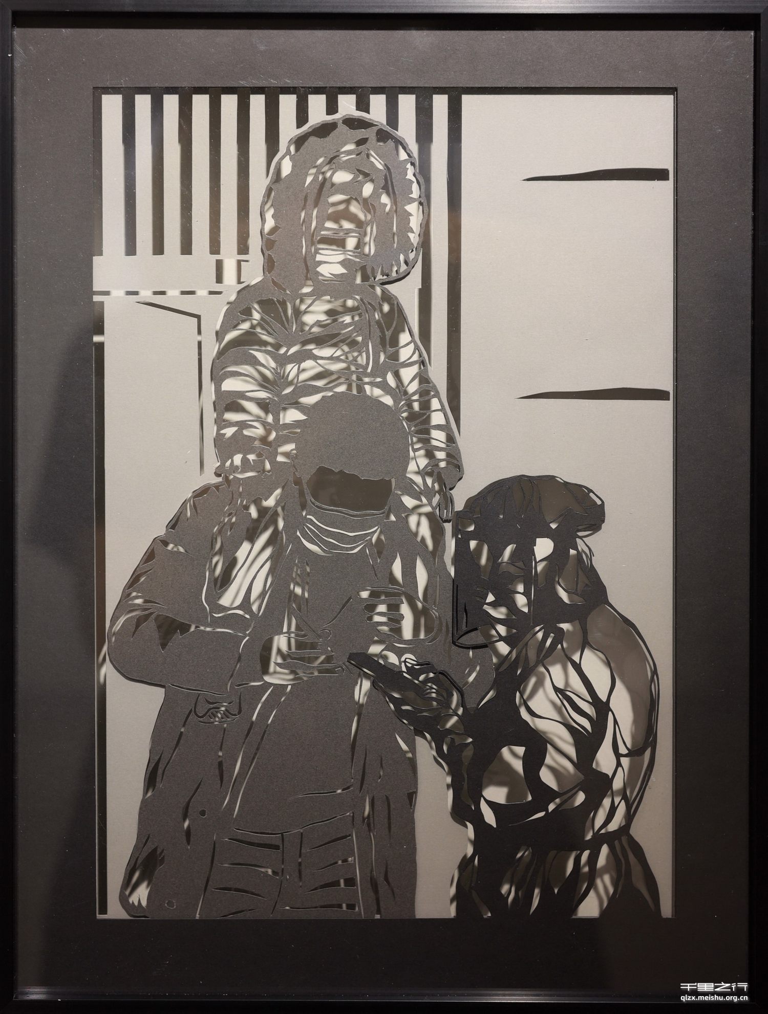 《让我再看你一眼》