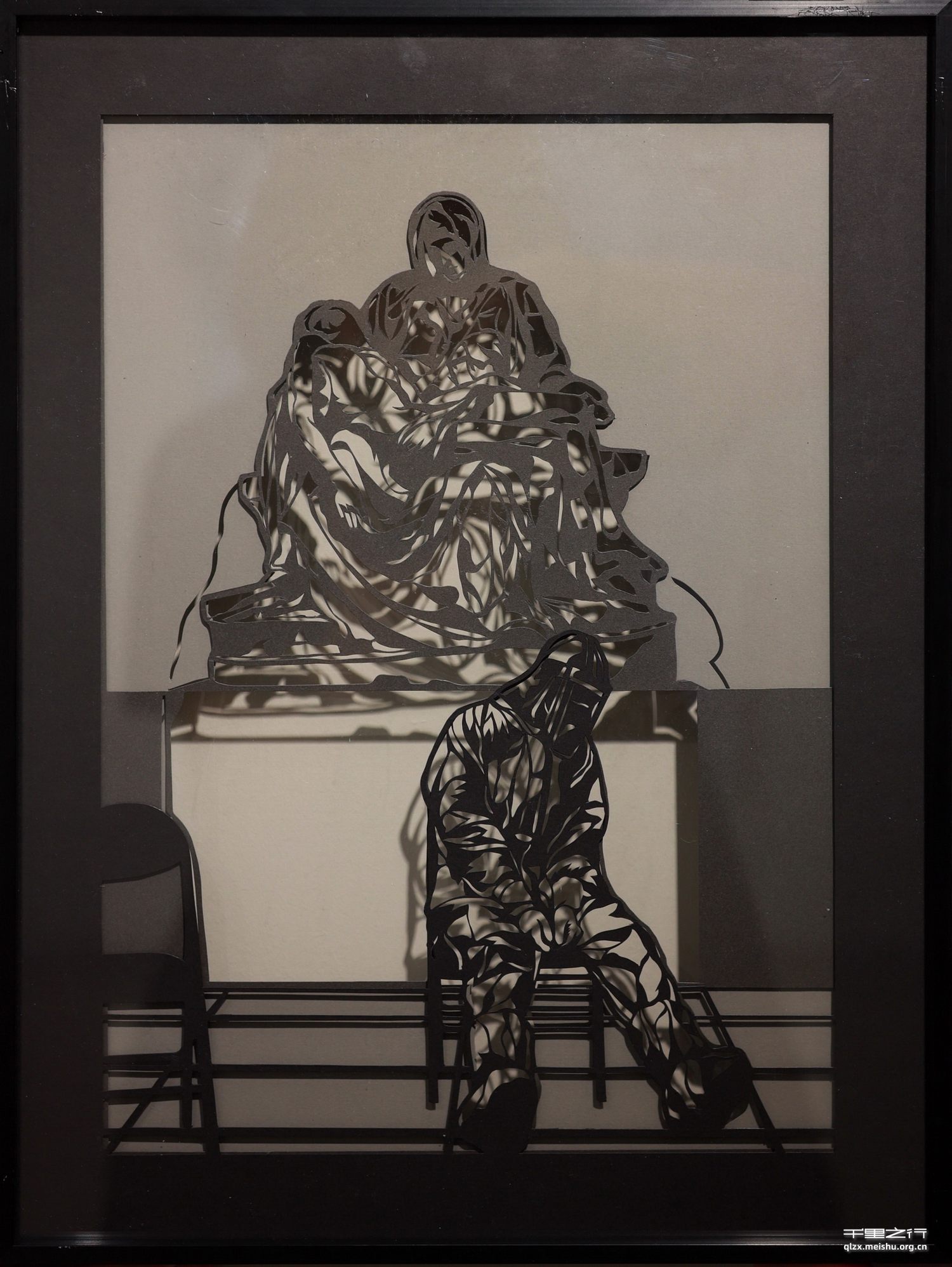 《让我再看你一眼》