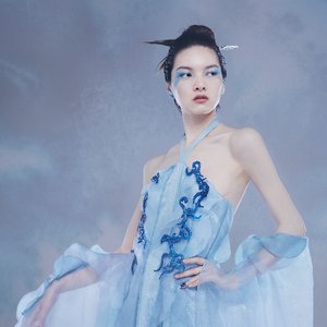 洛神 Flowing Visions