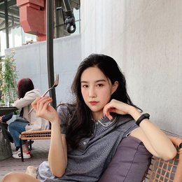杨力菲